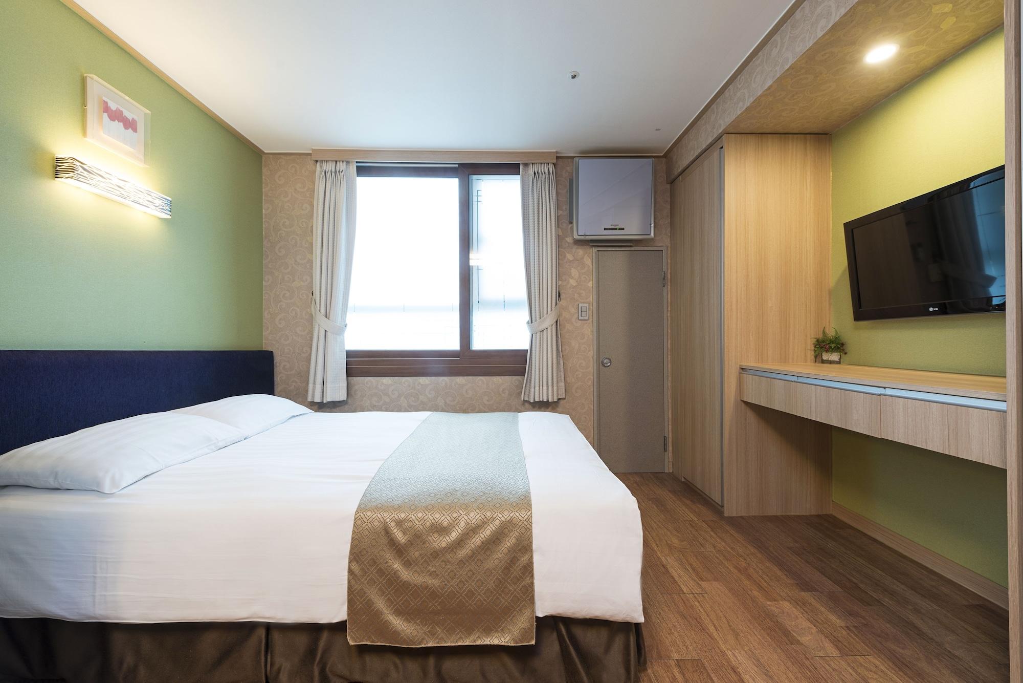 Western Coop Hotel & Residence Dongdaemun Seoul Exterior photo